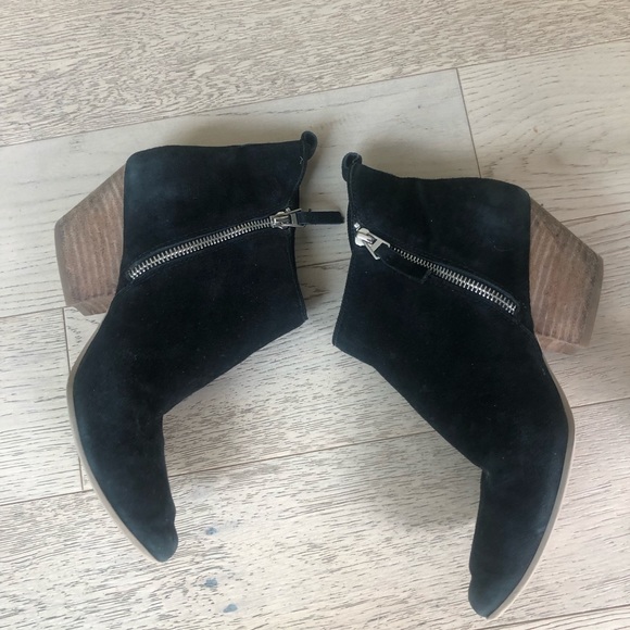 Dolce Vita Suede Ankle Booties - Picture 3 of 7